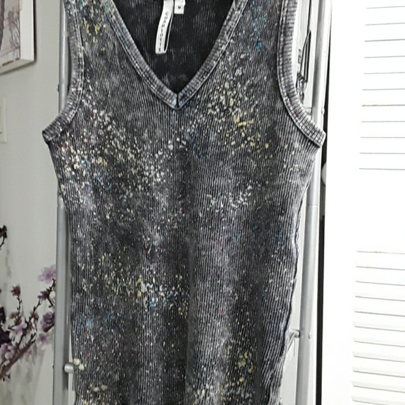 Sparkly tank top - Picture 7 of 7
